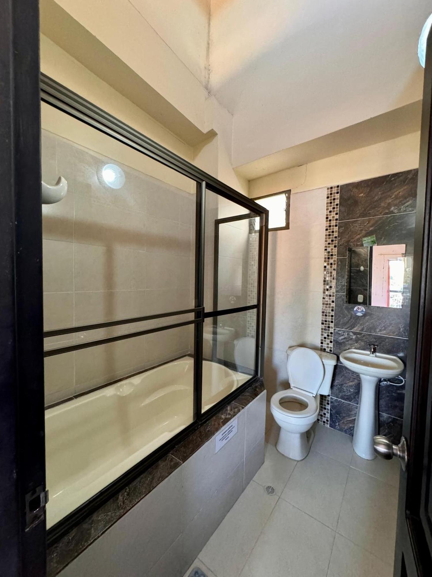 Hotel Portal Dorado Маринилья Экстерьер фото