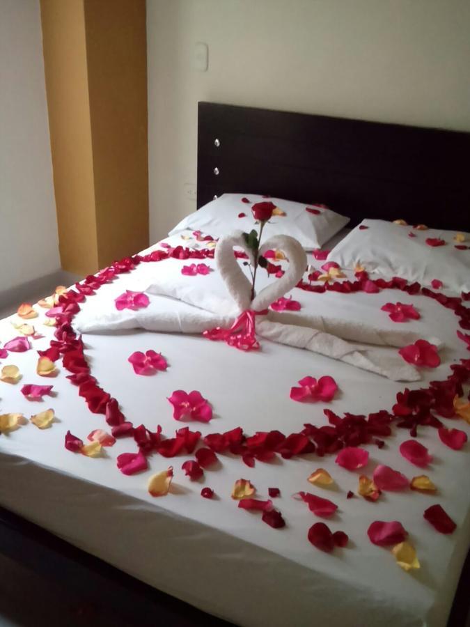 Hotel Portal Dorado Маринилья Экстерьер фото